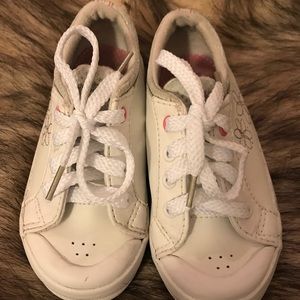 Kads toddler shoes